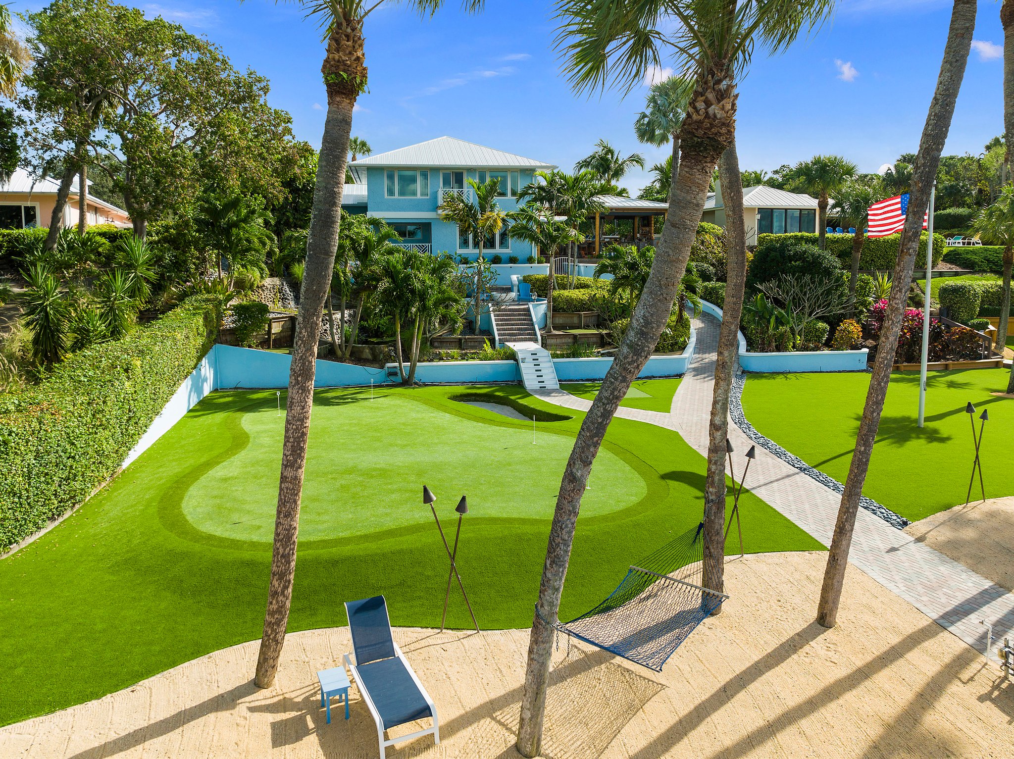 The Perfect Home Putting Green